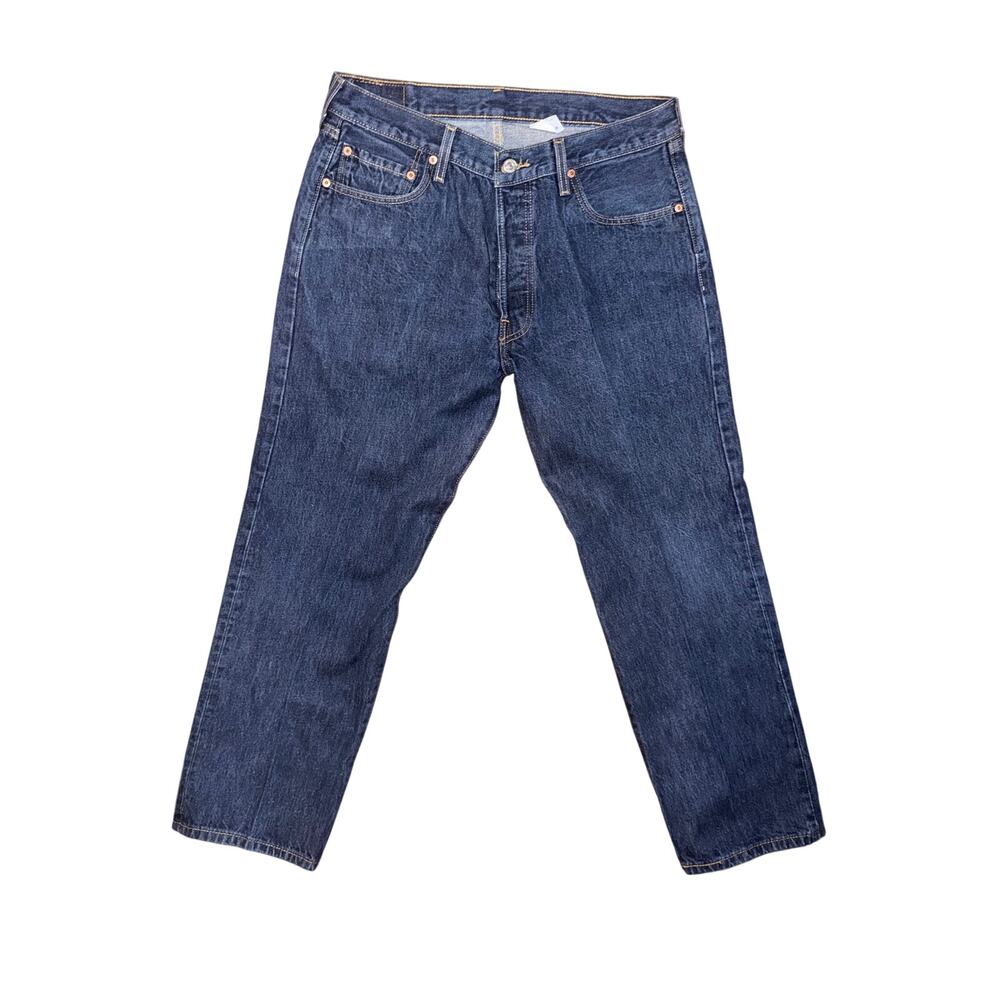 Vintage Levi’s 501 36x30 denim blue jeans made in Dominican Republic button fly